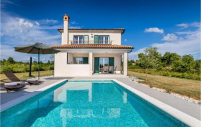 Stunning home in Zminj with Outdoor swimming pool, WiFi and 3 Bedrooms
